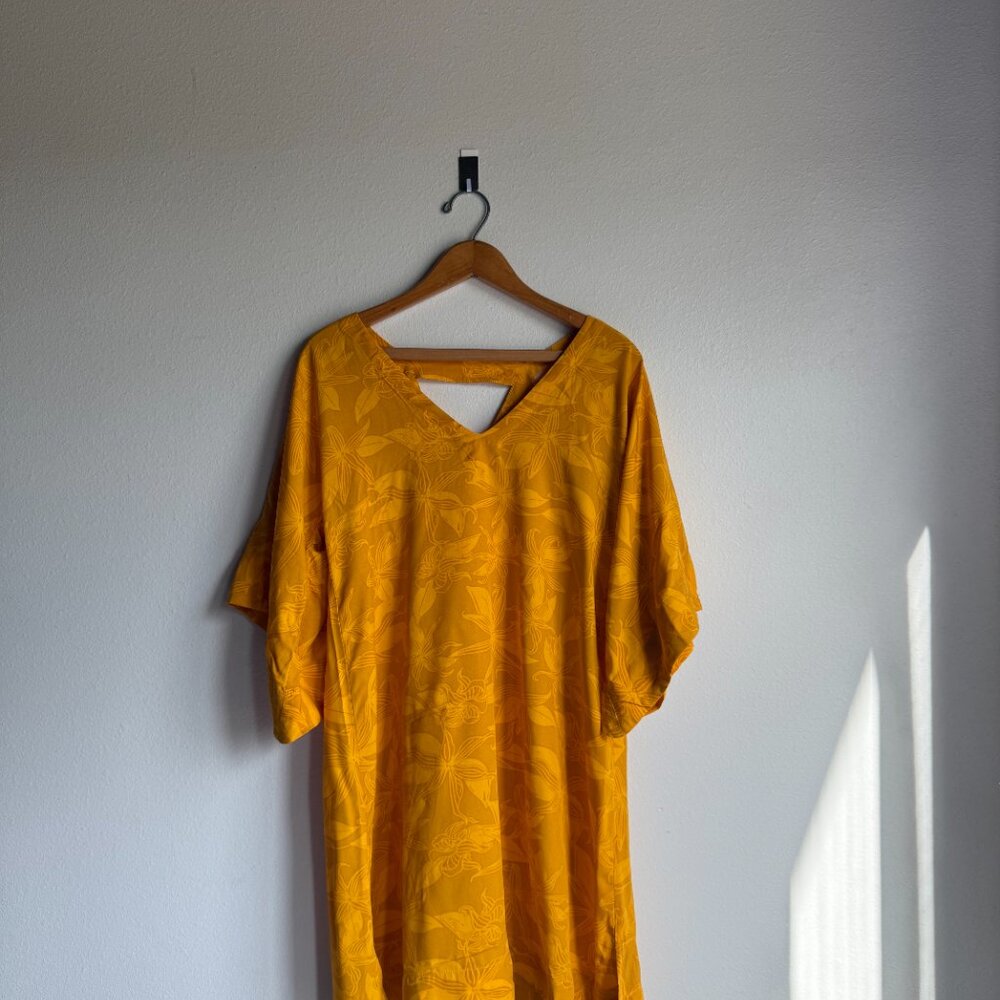 Women’s Island Edge Designs dress size small